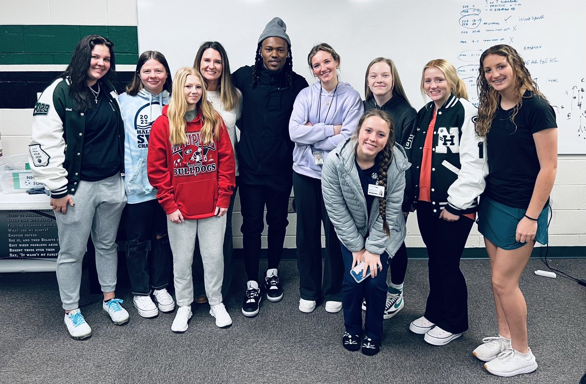 Thank you <a href="/CyJones_/">Cy Jones</a> for sharing with our athletes this morning about what it takes to be successful.