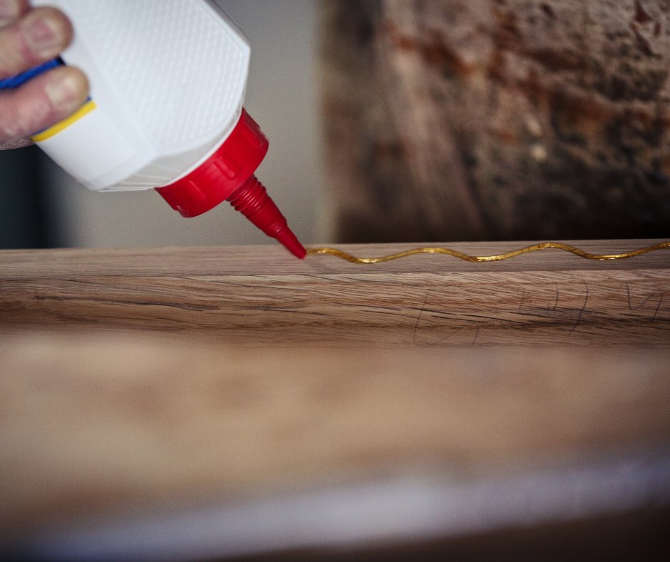 The Rakoll® brand from HB Fuller is an excellent option for a variety of tasks and projects, including veneering, edgebanding, laminating, profile wrapping, doweling, edge glueing, finger jointing and high-tech assembly.