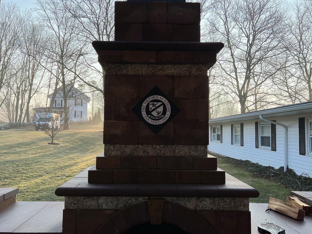 Oxford1906's tweet photo. Assessment week is here and it’s a beautiful, foggy morning here on the shoreline.
Grab a hearty breakfast from #chefdave so you can pack for power. Good luck in your assessments! https://t.co/5qYkxbGAKB