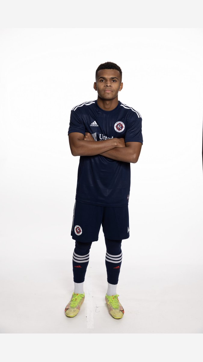 BryceFlowers10's tweet photo. Pre szn 🔵🔴 https://t.co/lqpN1eBztj