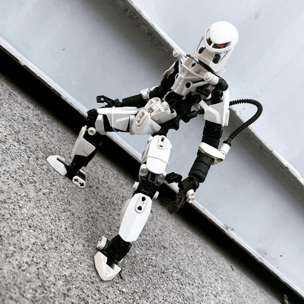 KyriiMocs's tweet photo. Kyrii • [Silicone base]
Warped Reflection collab on Instagram 
-
-
#lego #moc #bionicle #oc #technic #toa #afol #herofactory #legomoc #legobionicle #legooc #bioniclemoc #herofactorymoc #biogram #biovival #14b2020 #selfmoc https://t.co/Alh7jENEV2