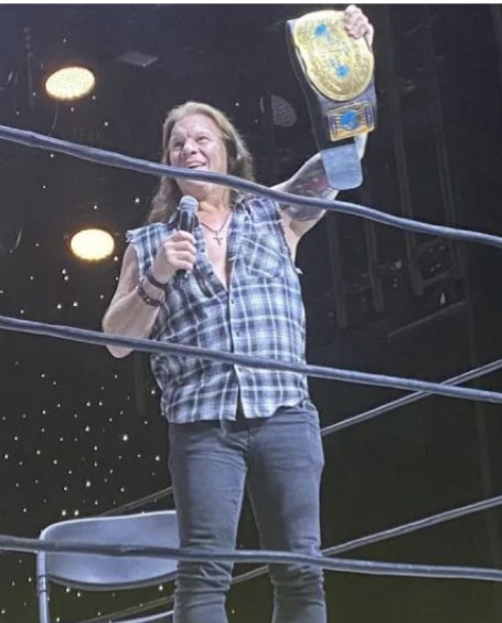 LauraLoves14's tweet photo. Thank you #DanLambert for gifting #TheOcho his IC title. Really cool shit right there🥹 https://t.co/zDyC7dkuG2
