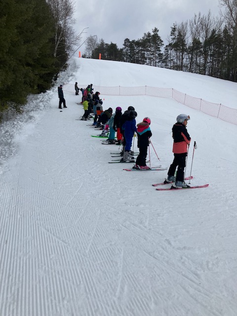 ClintonStreetPS's tweet photo. While the kids were enjoying their time, the rating for the school's ski trip was headed upward...way upward. Way to go Mr. Ball. Thank you for an amazing ski trip! https://t.co/oXilONByYo