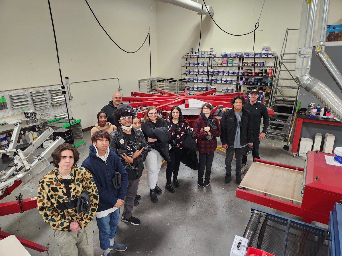 EGHS_Graphics's tweet image. Our graphics students had a blast at @WaistUp seeing a working shop and some of our alumni in action!
@ElkGrove_HS @JHHSGraphicArts @rmhsgraphics @PHS_Graphics