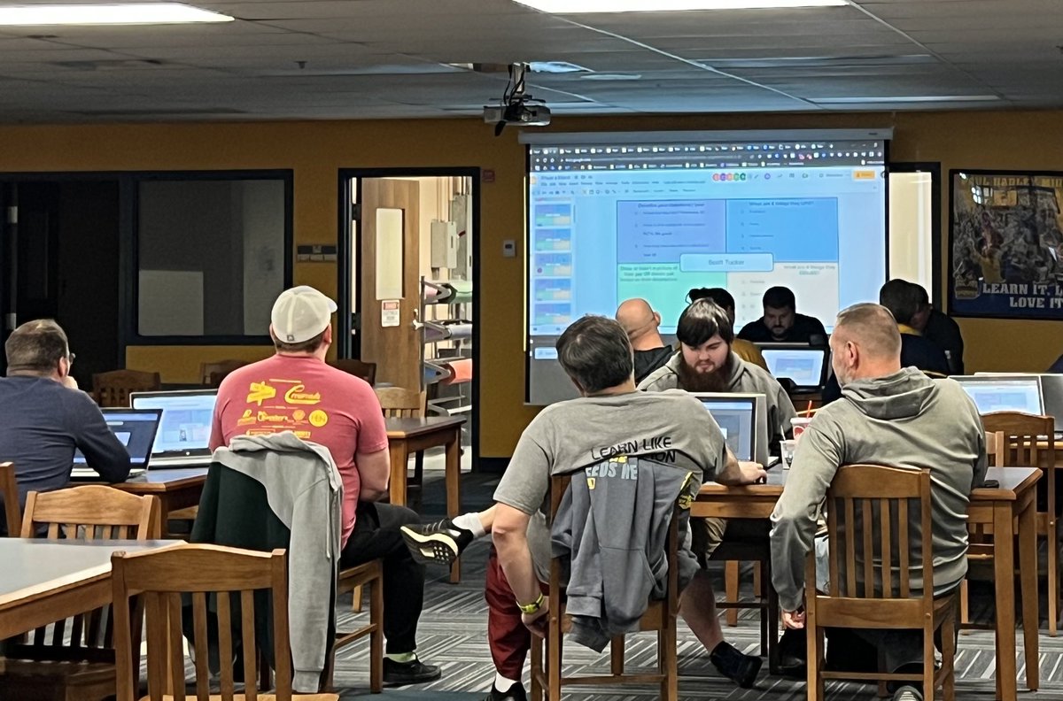 peterdowney_'s tweet photo. Spent some time this afternoon with PHMS introducing @eduprotocols to increase student-engagement and promote student-centered learning! https://t.co/fPfxwgpSXm