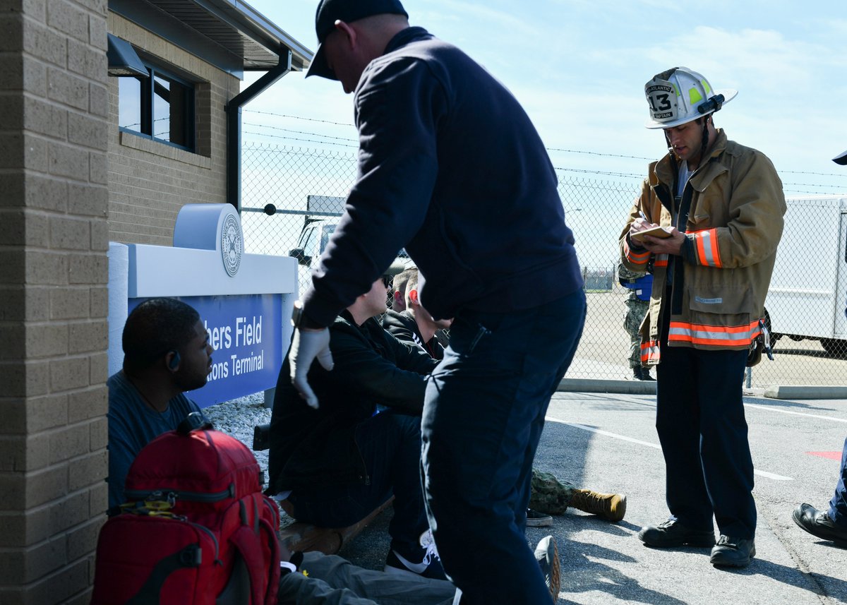 As part of Citadel Shield-Solid Curtain 2023, Naval Station Norfolk's Security Forces and First Responders participated in an active shooter drill this morning at Bldg. LP-1.  

Awesome job to all who participated!

#CitadelShield #alwaysready #Anchoredinpride