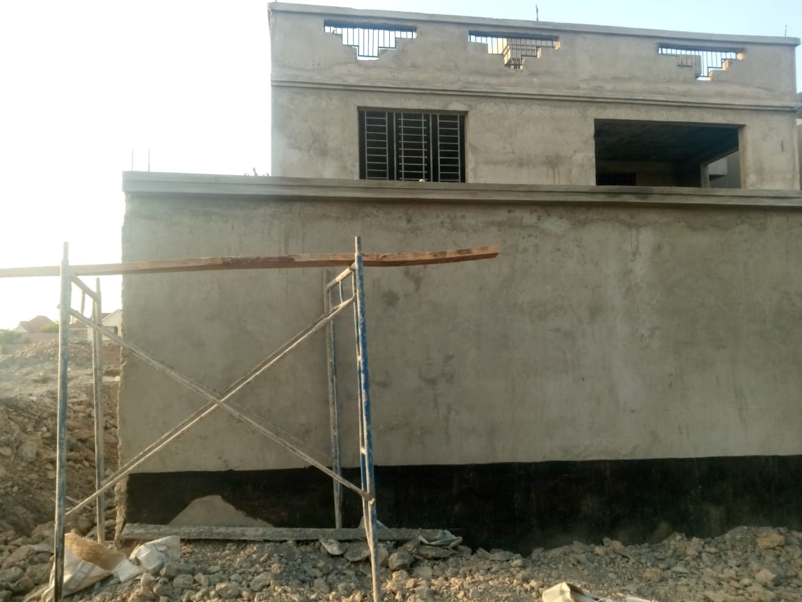 Begres_Kenya's tweet photo. Elevate your property's security and style with our stunning perimeter wall molding and finishes. A combination of strength and elegance, these walls will make a lasting impression. #PerimeterWall #Molding #StylishSecurity https://t.co/gz357QCwfy
