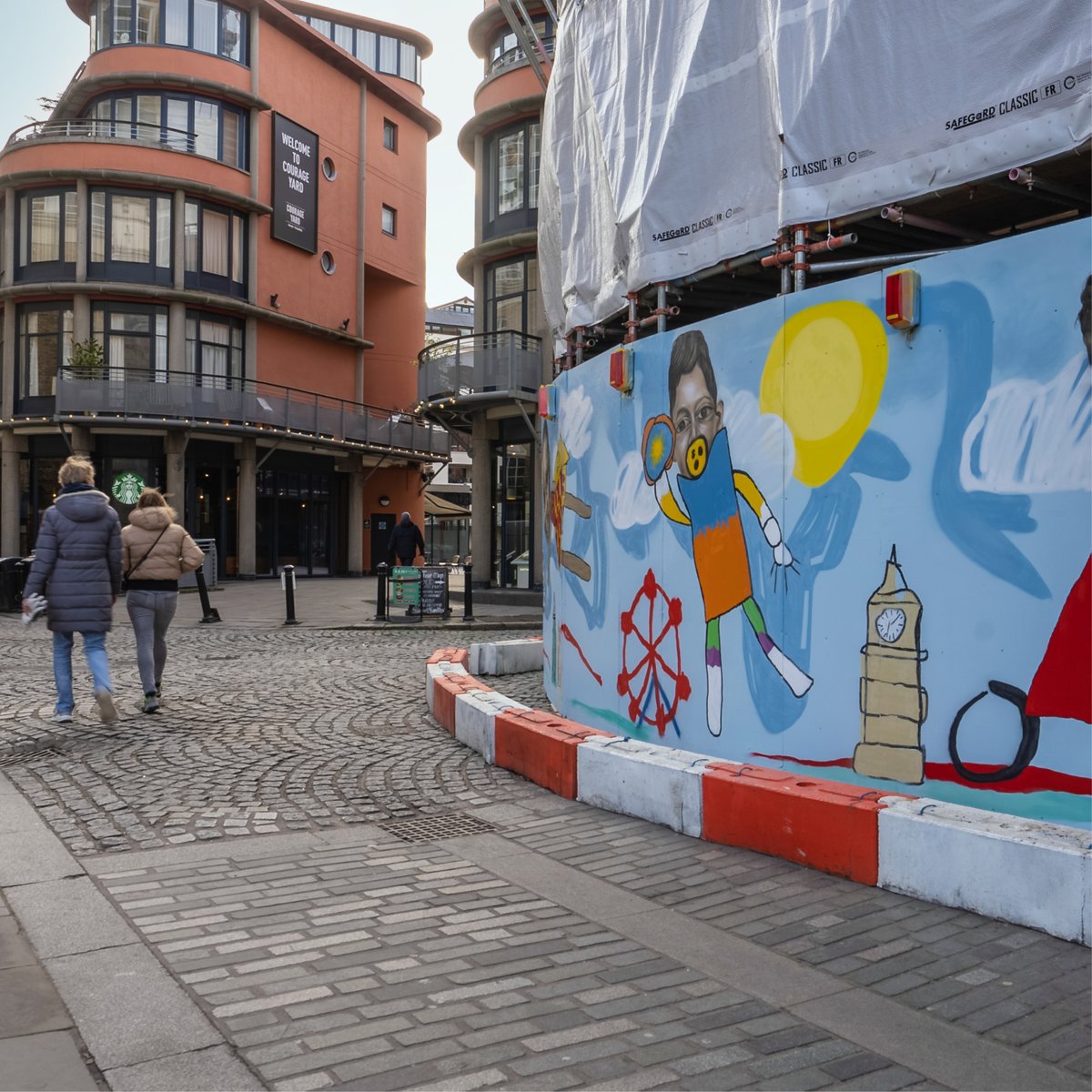 globalstreetart's tweet photo. We turn streets into art galleries.
Check out Tower Bridge Court with #FOREPartnership #SirenDesign #CBRE #RXLondon #WillmottDixon #GlobalStreetArt #FreetobeKids #WebbYates #Stiff+Trevillion #TeamLondonBridge and #AtLondonBridge
#paintedcities #streetart #globalstreetart https://t.co/OXS7Tlgwaw