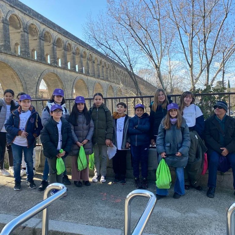 AnibalenEuropa's tweet photo. ¡El alumnado de Montpellier ha sido guía turístico esta tarde!

Les étudiants de Montpellier ont été les guides touristiques cet après-midi !

#ErasmusPlus #AnibalenEuropa #carthaginesesyromanos #CyR #Erasmus35Annees #Erasmus35Años @CyR_Cartagena @clg_rimbaud_mtp @colemiralmonte https://t.co/cgpBHjU6c7