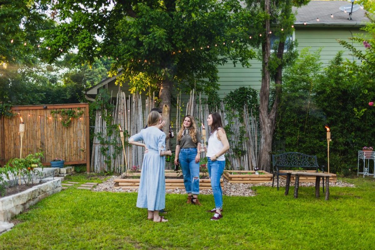 GetThePenumbra's tweet photo. Are you daydreaming about how you want to renovate your outdoor space? Adding #thepenumbra might just #patiodecor you need! https://t.co/VYV7C0j1GM