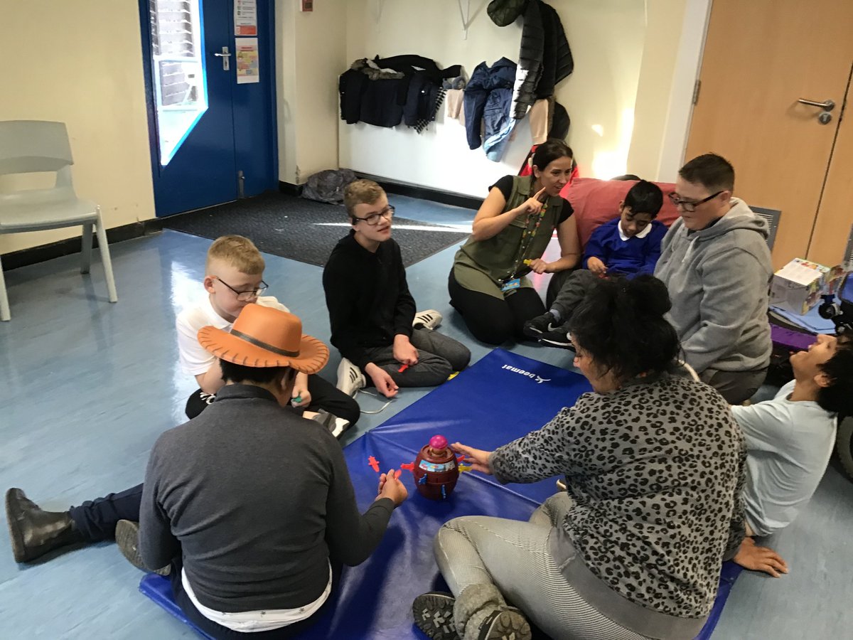 PennyField2021's tweet photo. Pupils from Yellow and Purple class came together to play games. As well as having a great time, they were focusing on communication and interaction skills and learning about turn taking #WowWednesday #Fun #Relationships #Friendship #CommunicationAndInteraction https://t.co/dqXyz1Wuix