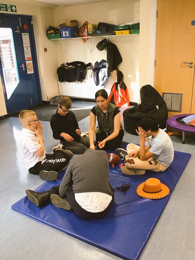 PennyField2021's tweet photo. Pupils from Yellow and Purple class came together to play games. As well as having a great time, they were focusing on communication and interaction skills and learning about turn taking #WowWednesday #Fun #Relationships #Friendship #CommunicationAndInteraction https://t.co/dqXyz1Wuix