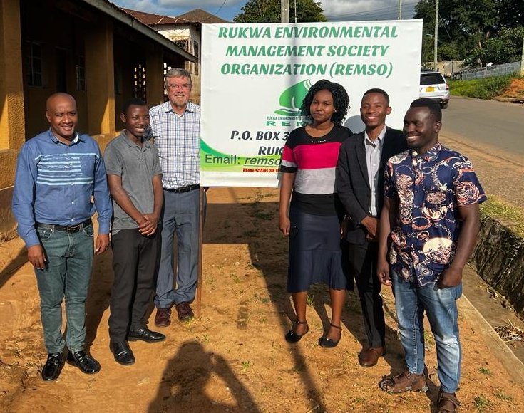 Remarkably! we deliver our sincerely grattitudes towards @SNVworld for paying a reputable visit to our Organization being represented by @SnvTanzania Country Cordinator Mr. Michael MCGrath together with his comprised collegeous. 
#SustainEqualforEcology(ECO) on climate mitigation