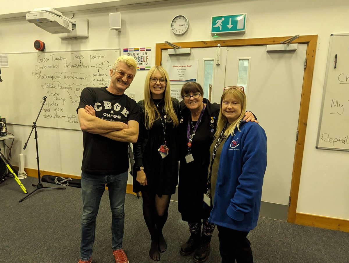 Mrs Derbyshire tweet media