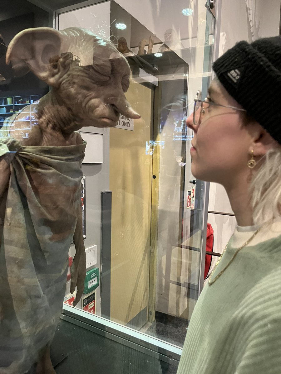 DGStweeter's tweet photo. What. A. Day. #WBtourLondon #HPstudios - my love for this film and book series will never depart me! A few shots: https://t.co/Ck0tIuCYoY