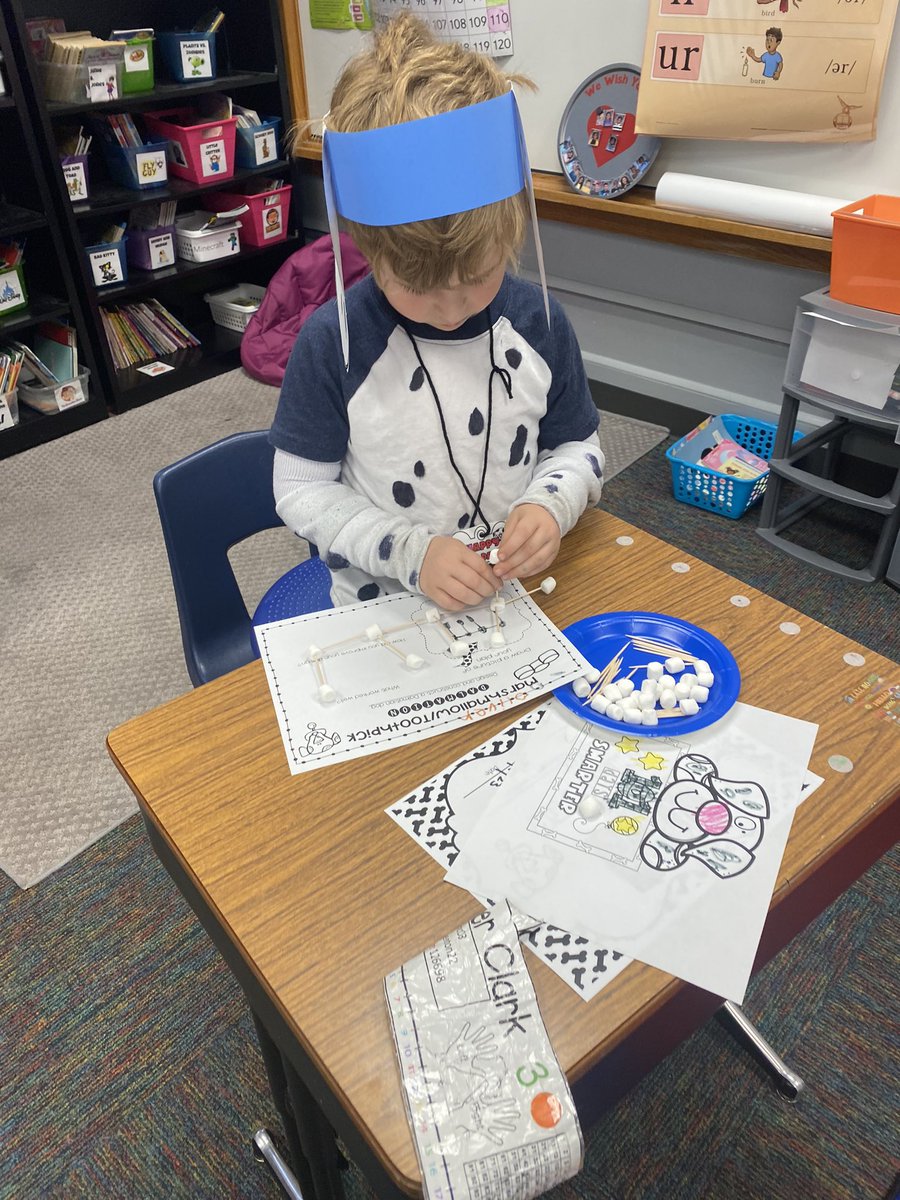 Mrs. Floyd's Class tweet media