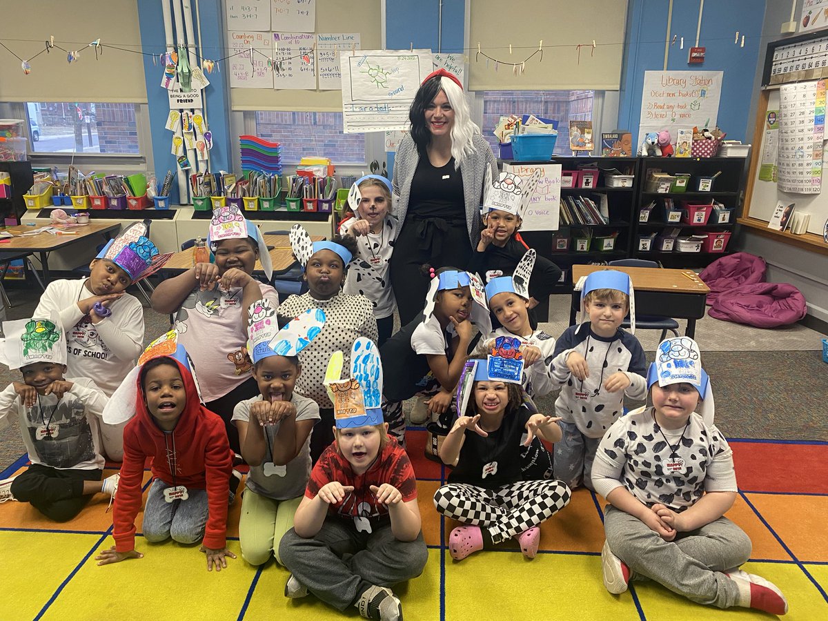 Mrs. Floyd's Class tweet media