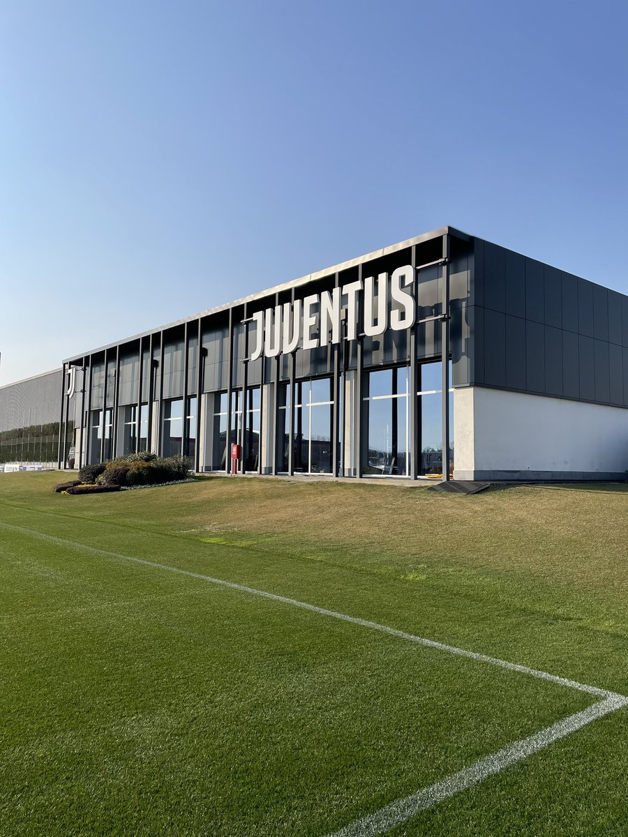 purserlcfc's tweet image. Great trip to Italy visiting Atalanta, Albinoleffe and juventus. Big thanks to @Promotebiostim, Gianluca, Mattea and Matteo.