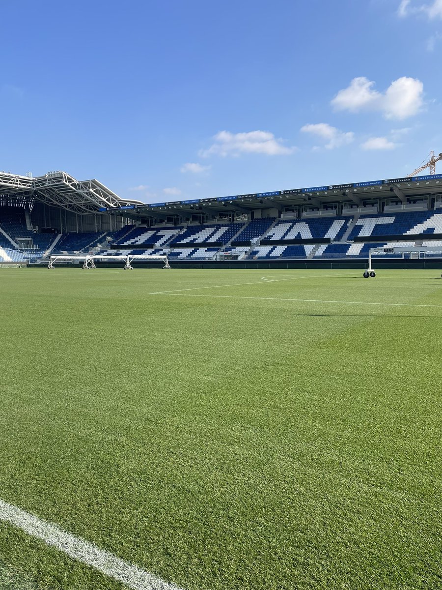 purserlcfc's tweet image. Great trip to Italy visiting Atalanta, Albinoleffe and juventus. Big thanks to @Promotebiostim, Gianluca, Mattea and Matteo.