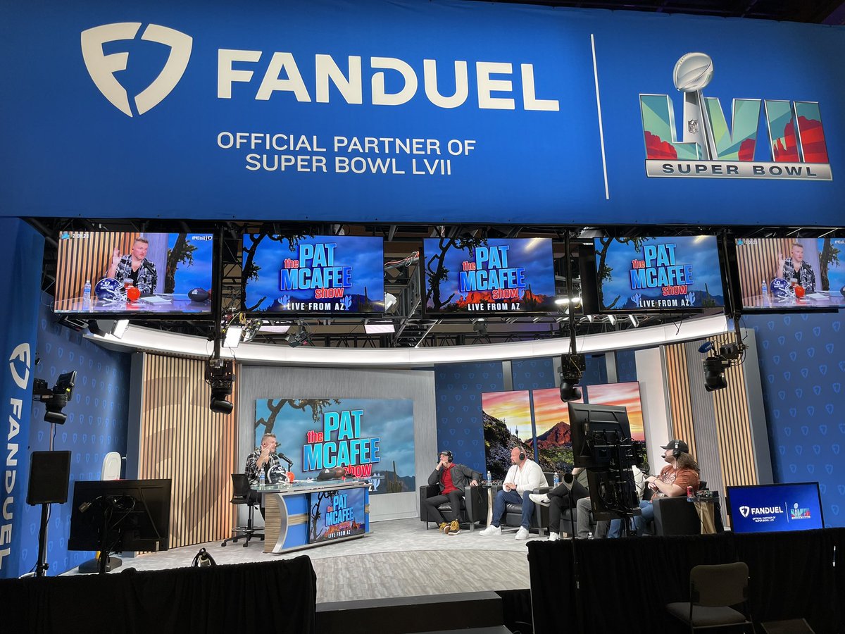 NFL in the UK tweet media