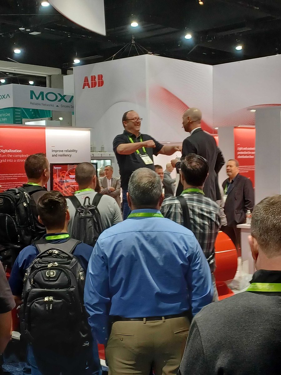 DISTRIBUTECH's tweet image. Some magic is taking place at @ABBgroupnews in Booth #2528! 🎩🐰 Be sure to experience it firsthand! 

#DISTRIBUTECH23 #DISTRIBUTECH #transmissionsystem #distributionsystem #transmissionsystems #distributionsystems #powergrid #evcharging #homeasagrid #energytransition
#smartgrid