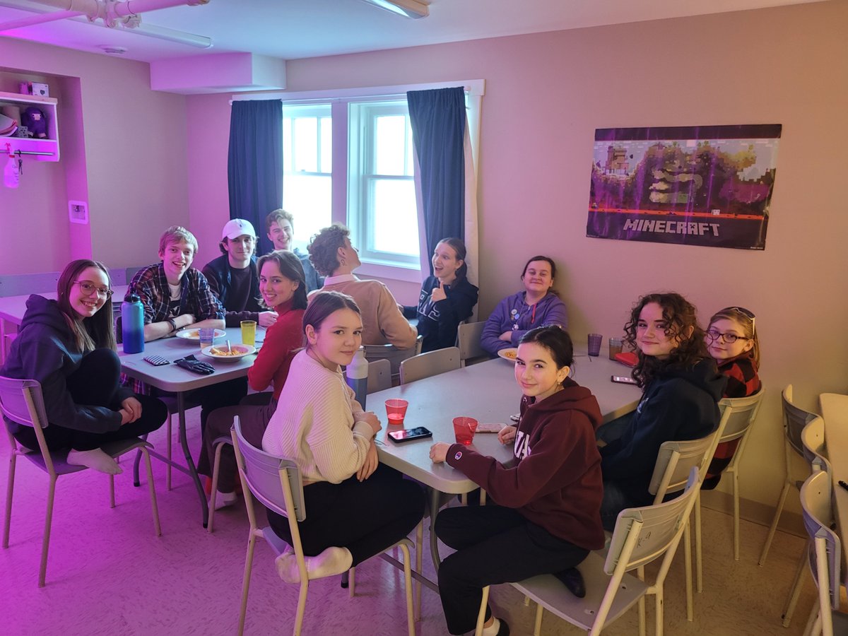 academy_graham's tweet photo. Student meals continue at GA! This week, goulash helped re-energize our Showstoppers, Junior Ensemble, &amp; Senior Company on a big day of rehearsals! We want to thank every parent for their support of this endeavour and all of the donors of the Graham Academy social fund! https://t.co/juq6OrEeKc