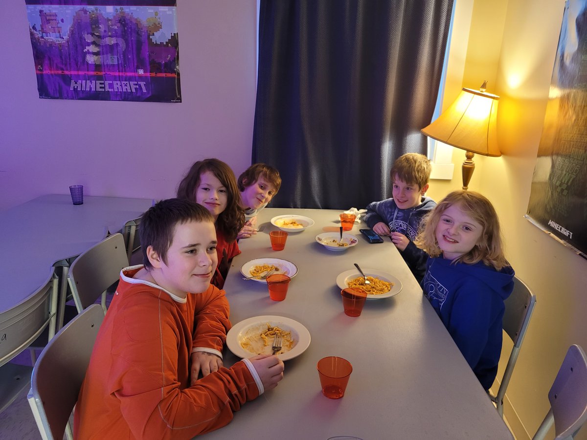 academy_graham's tweet photo. Student meals continue at GA! This week, goulash helped re-energize our Showstoppers, Junior Ensemble, &amp; Senior Company on a big day of rehearsals! We want to thank every parent for their support of this endeavour and all of the donors of the Graham Academy social fund! https://t.co/juq6OrEeKc
