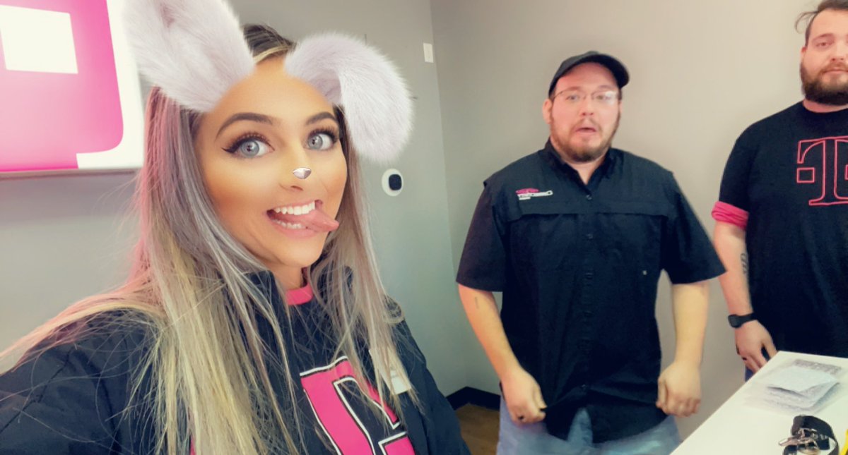 Emily Carter- Retail Store Manager tweet media