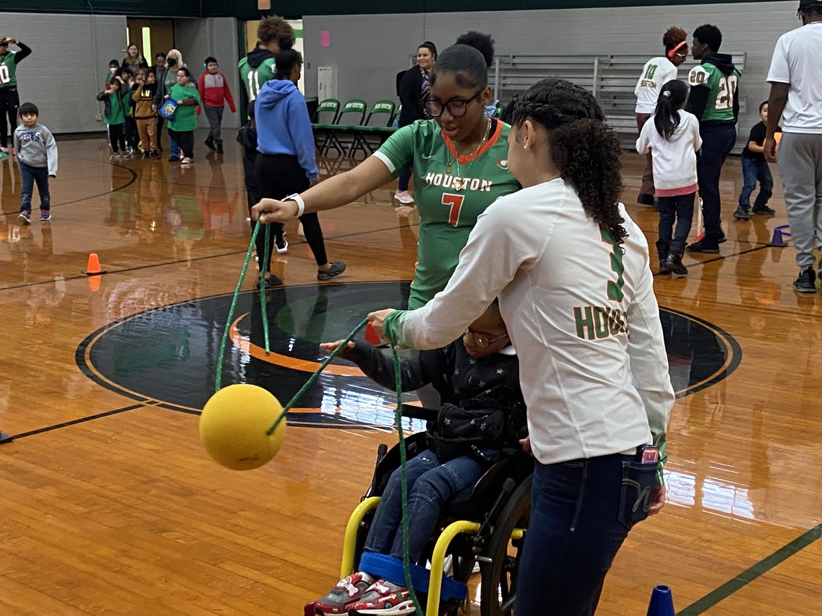 SAISDSamHouston's tweet photo. Mighty Hurricanes students had an amazing day with some amazing students! our Canes were honored to play basketball with SAISD elementary students for Special Olympics! Our Canes displayed their Hurricane power and LOVED every minute of it. #webelieve #hurricanepower 💚🧡💚🧡 https://t.co/gJpp6TSLgA