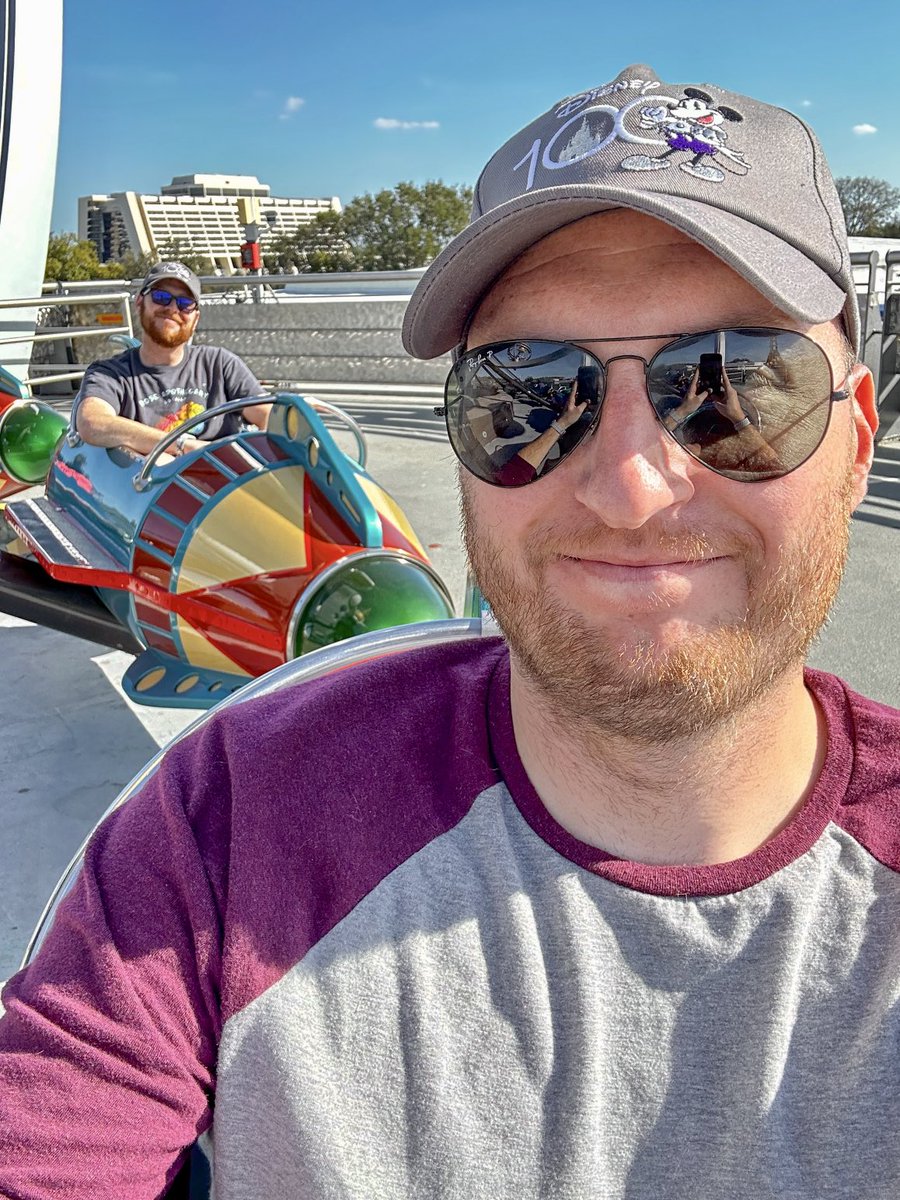 KoasterKyle's tweet photo. Letβs fly away together. π #AstroOrbiter #MagicKingdom #WaltDisneyWorld #FiancΓ© #GaysOfDisney π¨π»βπ€βπ¨πΌ: β¦@fuzzy00001β© https://t.co/RZeyPSv2lW
