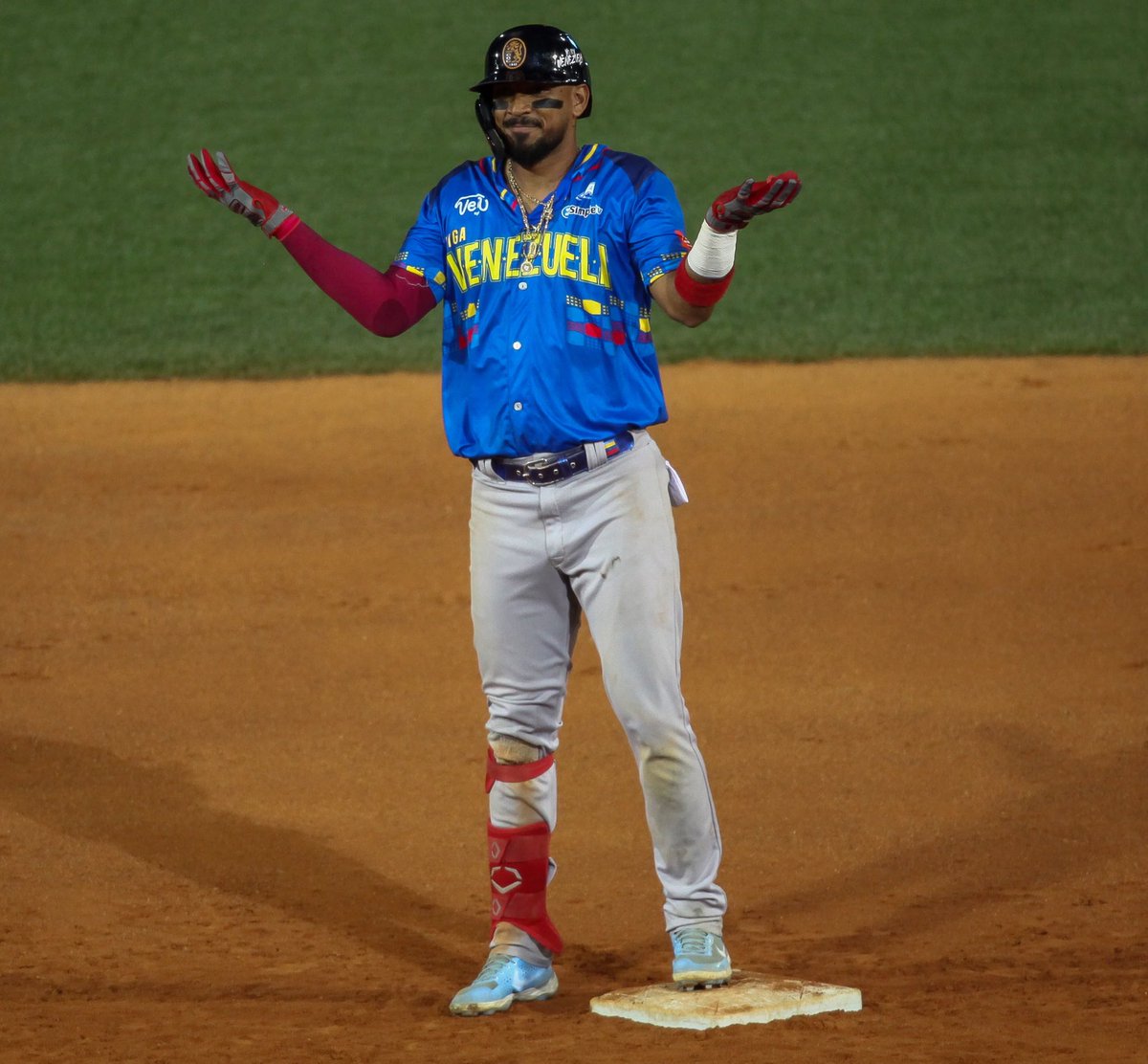 leones_cbbc's tweet image. 🤷🏾‍♂️ @danry99oficial