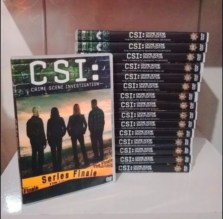 C.S.I - INVESTIGAÇÃO CRIMINAL, uma das melhores séries de investigação forense que já assisti. 😍🎬❤️

#csilasvegas #csiinvestigaçãocriminal #csi #gilgrissom #warrickbrown #series #serie