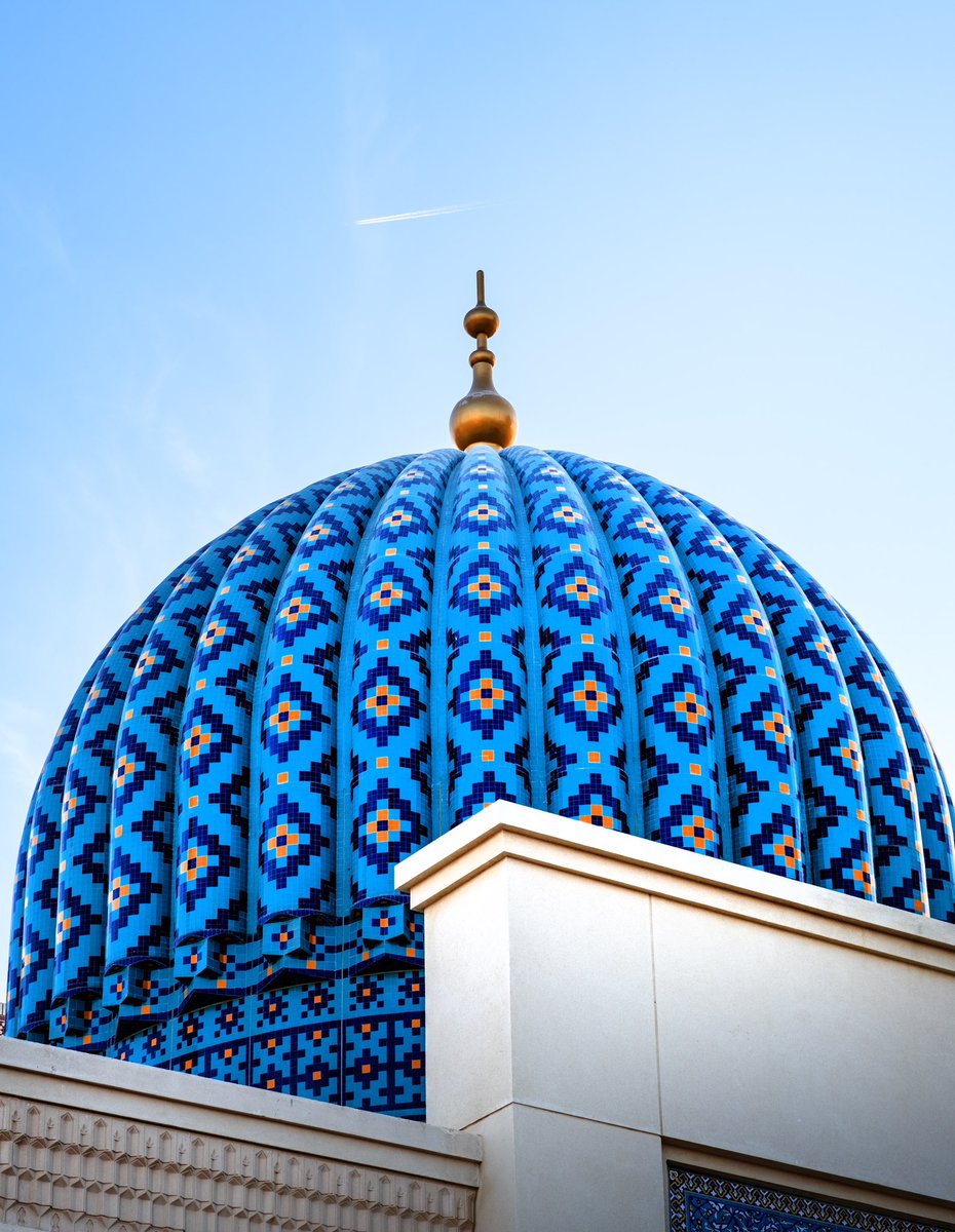 The Blue Dome 

📷Fujifilm XT4 

#photooftheday #photography #mosque #travelphotography #Artists #Oman #MiddleEast #architecturephotography #fujifilm_xseries #fujifilm @FujifilmX_US @FujifilmUK @FUJIFILM_UK @FujifilmME