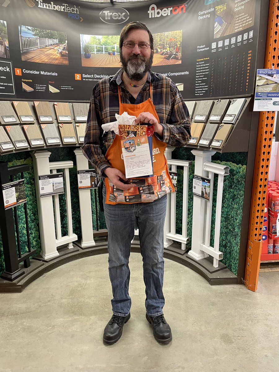 Leyanne Metlicka tweet media