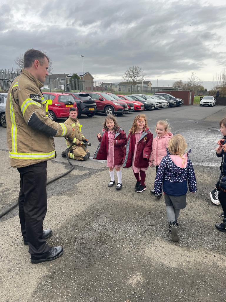 WhitehirstPs's tweet image. A few more from our Gaelic classes #worldofworkweek ⭐️