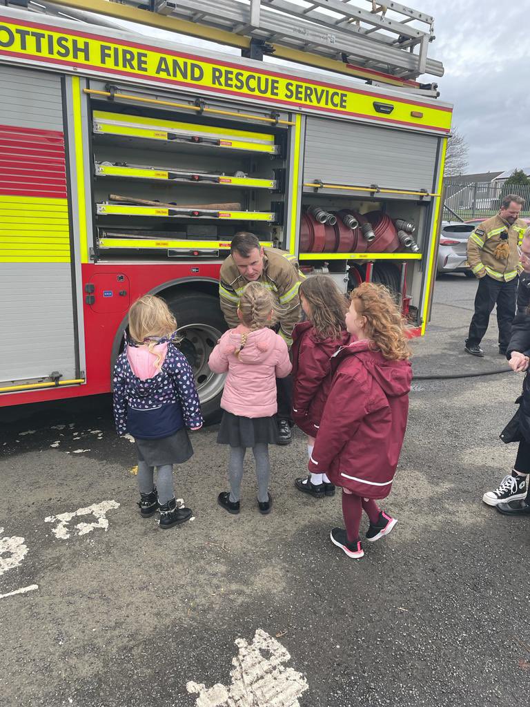 WhitehirstPs's tweet image. A few more from our Gaelic classes #worldofworkweek ⭐️