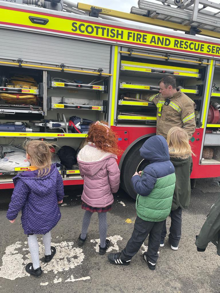 WhitehirstPs's tweet image. A few more from our Gaelic classes #worldofworkweek ⭐️