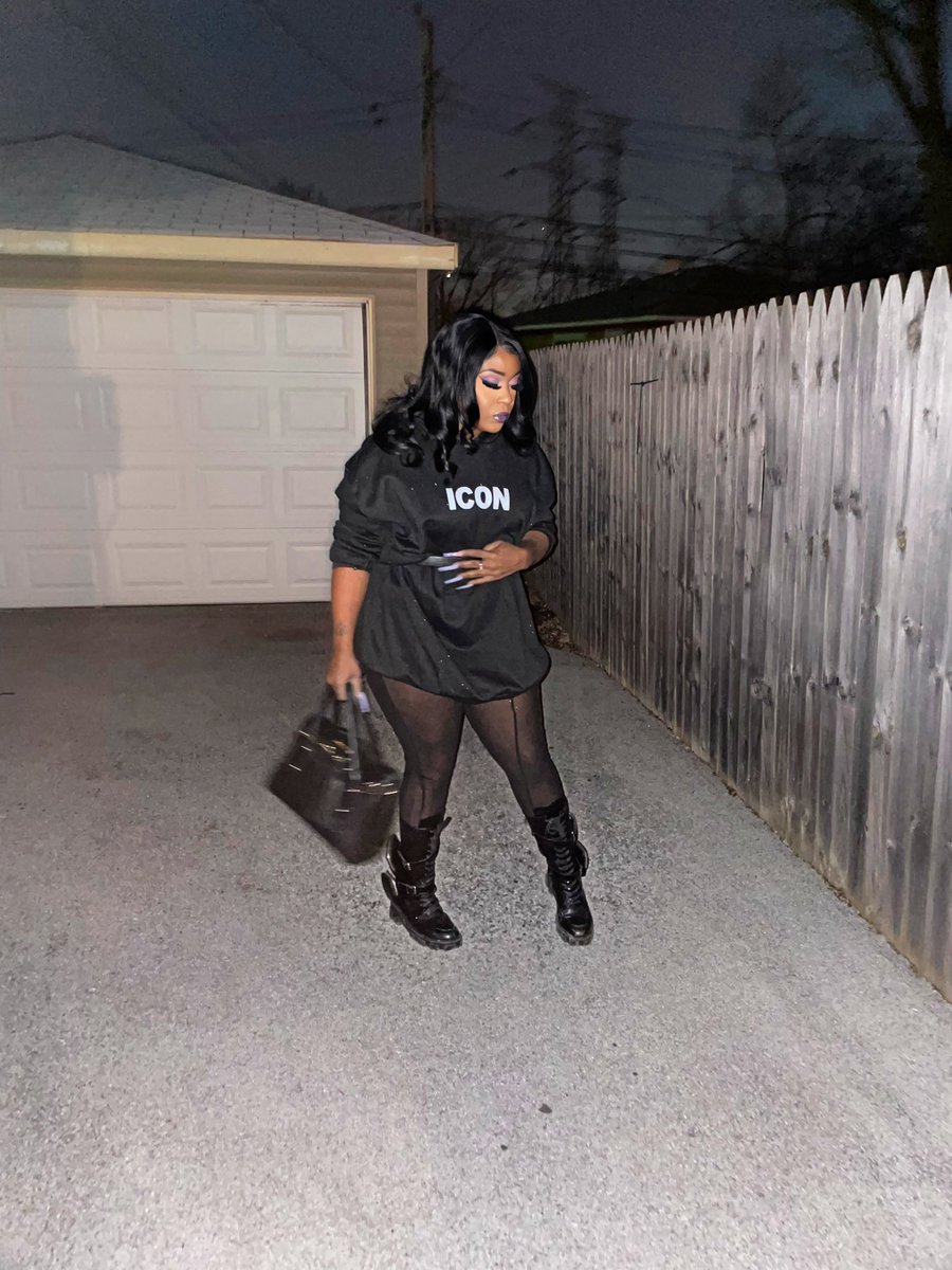 Looks aren’t everything, but I have them just incase 😘