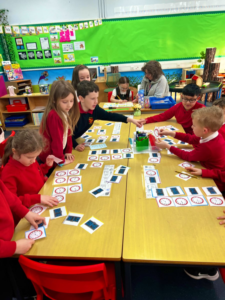 MrsDuranoP3's tweet photo. Plotting coordinates, card-making and telling time. https://t.co/IiHiCXx9Zu