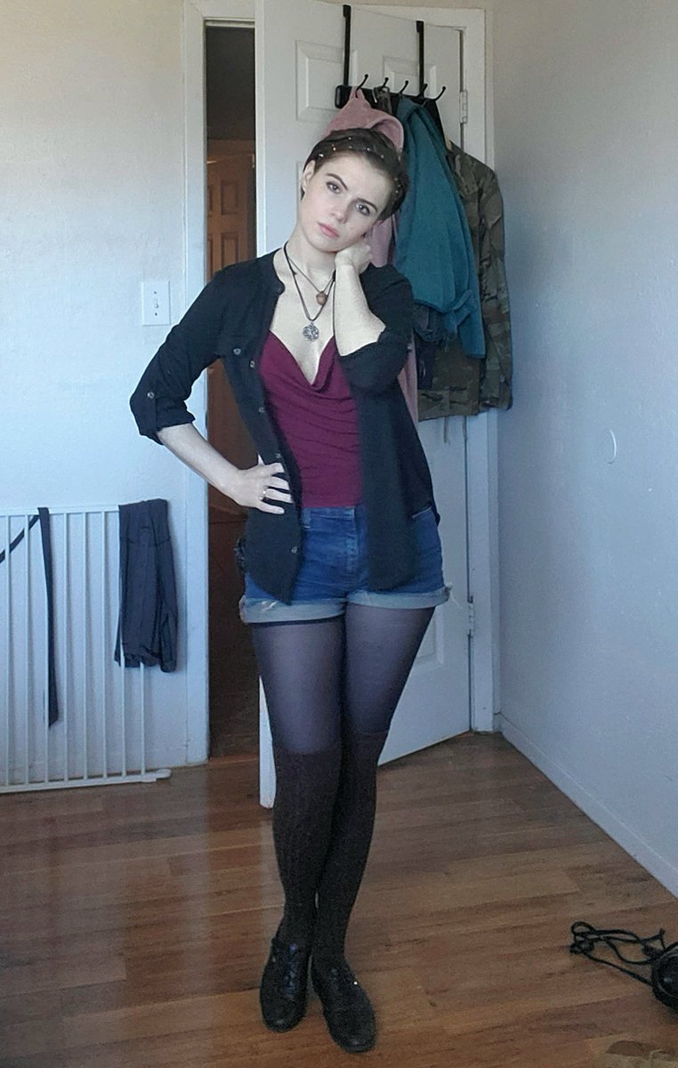 Really struggling with my face lately but I still wanna track my outfits. 

#OOTD