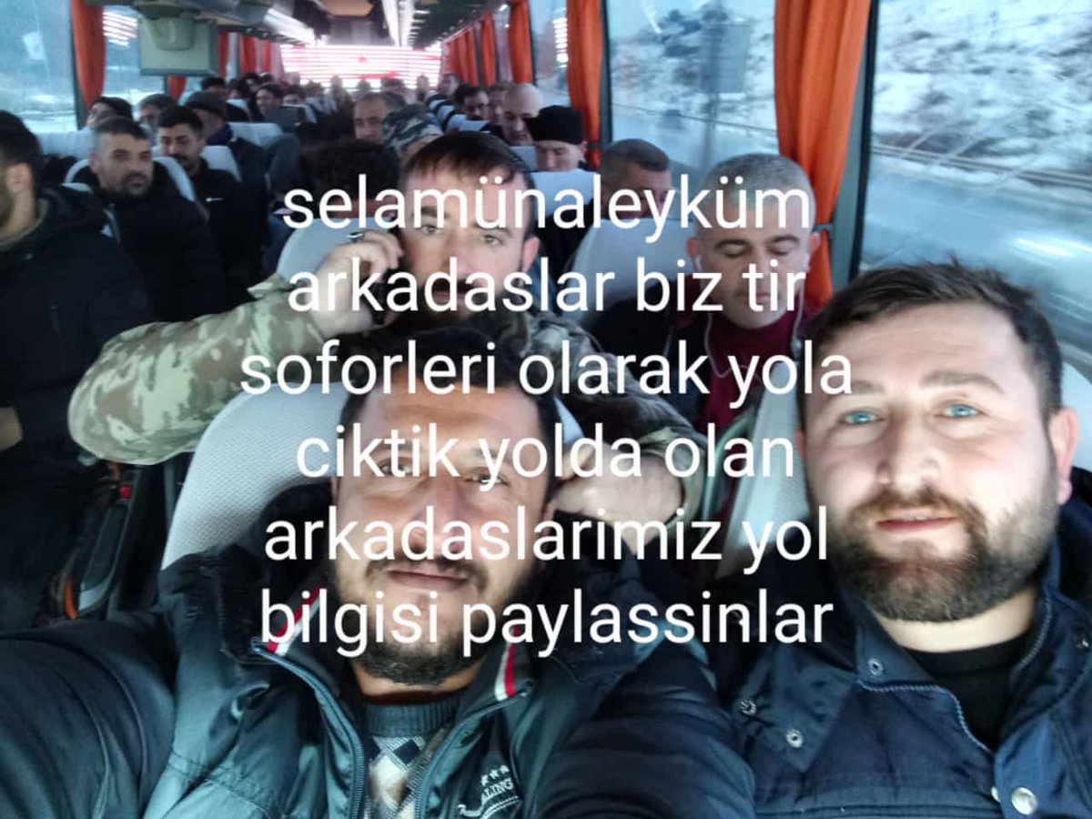 Mr_Bulutt's tweet photo. #deprem arkadaşlar İstanbul Pendik Roro limanından Hatay'a gitmek üzere yuklenen tırlarımızın şoförleri. Otobüsle Hatay 'a gidiyorlar lütfen yol bilgilerini paylaşalım. Gören herkesin RT atmasını istiyorum lütfen https://t.co/D2nvEG0LWq