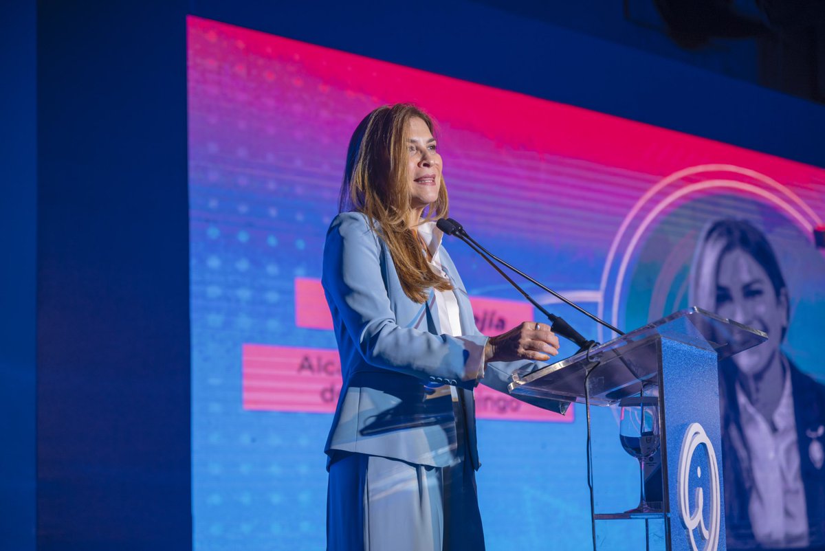JosePaliza's tweet photo. Primer Foro @InnovacionDO, bajo el lema “Presente y futuro de los servicios públicos de República Dominicana. #InnovacionDO #FIIP https://t.co/iAXiLegKkA