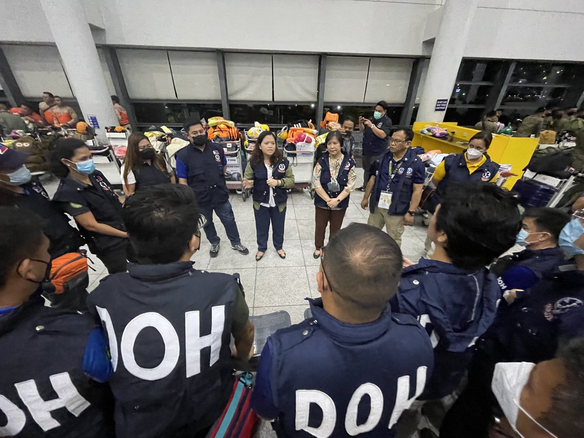 Kerem Bürsin Philippines (Fan Page) 🇵🇭✨ (@kerem_bursinph) on Twitter photo The 31-member PH Emergency Assistance Medical Team flying to help in Turkey comes from 2 hospitals: Dr. Jose Natalio Rodriguez Memorial Medical Center in Caloocan & Jose B. Lingad Memorial General Hospital in Pampanga. | via <a href="/ABSCBNNews/">ABS-CBN News</a> 🇵🇭🙏🏻💯 The 31-member PH Emergency Assistance Medical Team flying to help in Turkey comes from 2 hospitals: Dr. Jose Natalio Rodriguez Memorial Medical Center in Caloocan & Jose B. Lingad Memorial General Hospital in Pampanga. | via <a href="/ABSCBNNews/">ABS-CBN News</a> 🇵🇭🙏🏻💯