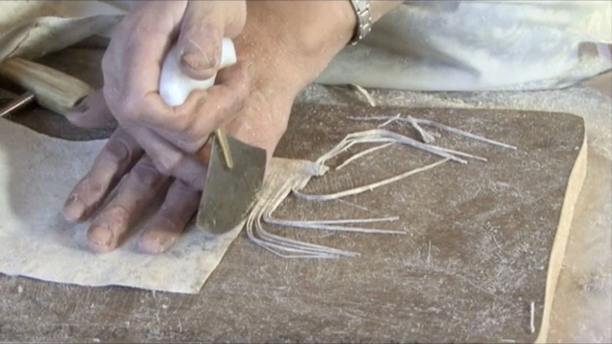 uvagutTV's tweet photo. TRADITIONAL CLOTHING  - IGLOOLIK STYLE
10:00 PM
Susan Avingaq from Igloolik directed this video about traditional clothing styles from Igloolik. Produced with the support of the Canada Council for the Arts.
#canada.council https://t.co/NwF83cdA99