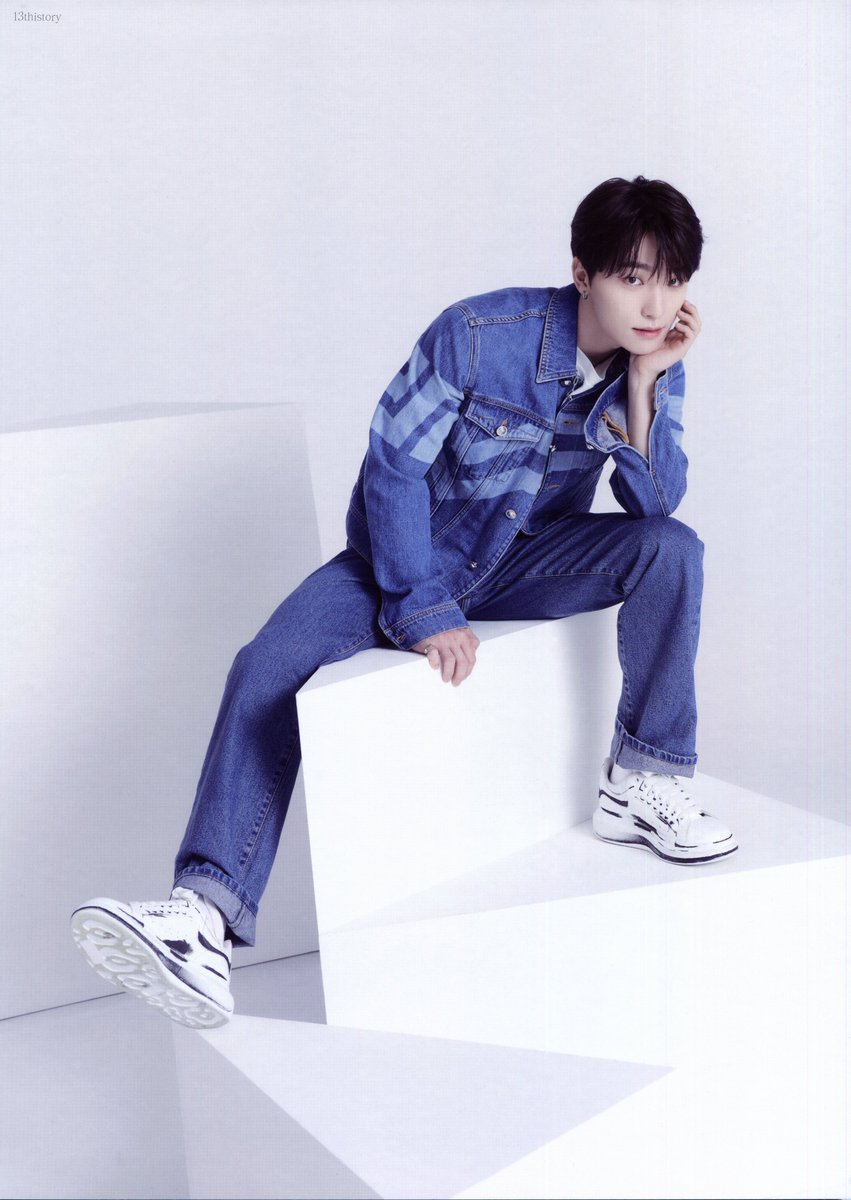 13thistory's tweet photo. [SCAN] 2023 디노 생일 박스 포토북
#세븐틴 #디노 https://t.co/8lPJDQB2mu