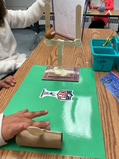 ccsd21field's tweet photo. Are you ready for some football?  The Field 4th and 5th graders are!  In STEM class they created amazing football "kickers" and miniature goalposts.  Many field goals were made!  The only question is...Chiefs or Eagles? #21Learns https://t.co/zmxzsDCSOj