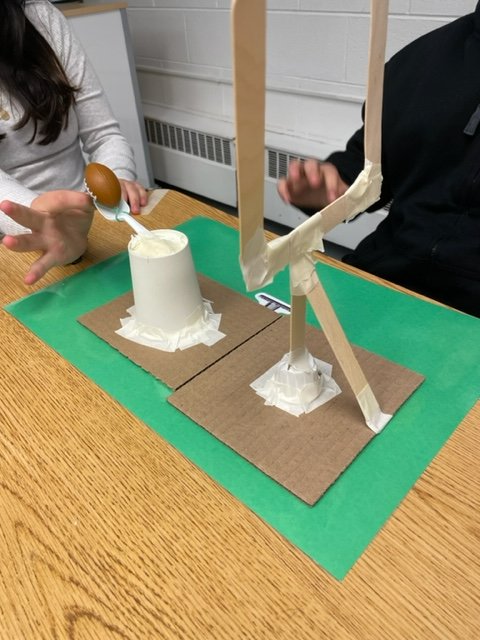 Are you ready for some football?  The Field 4th and 5th graders are!  In STEM class they created amazing football "kickers" and miniature goalposts.  Many field goals were made!  The only question is...Chiefs or Eagles? #21Learns