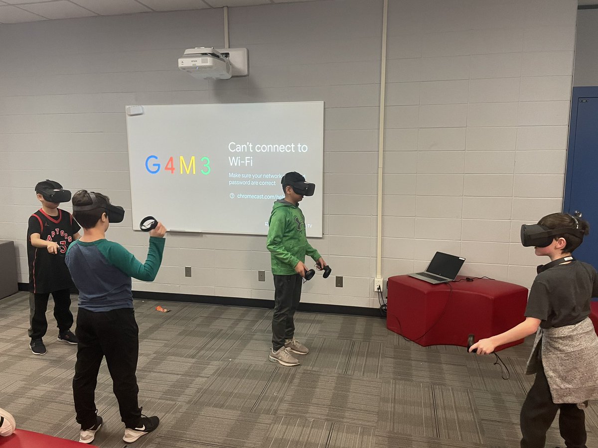 SaidElMejdani's tweet photo. Wow a full day #stem activities #coding #Robotic  #VirtualReality and more offered by our amazing @WWhighschool Women In Tech group happening at @thickwoodArts school proud of our amazing students https://t.co/JBFxDZKjKf