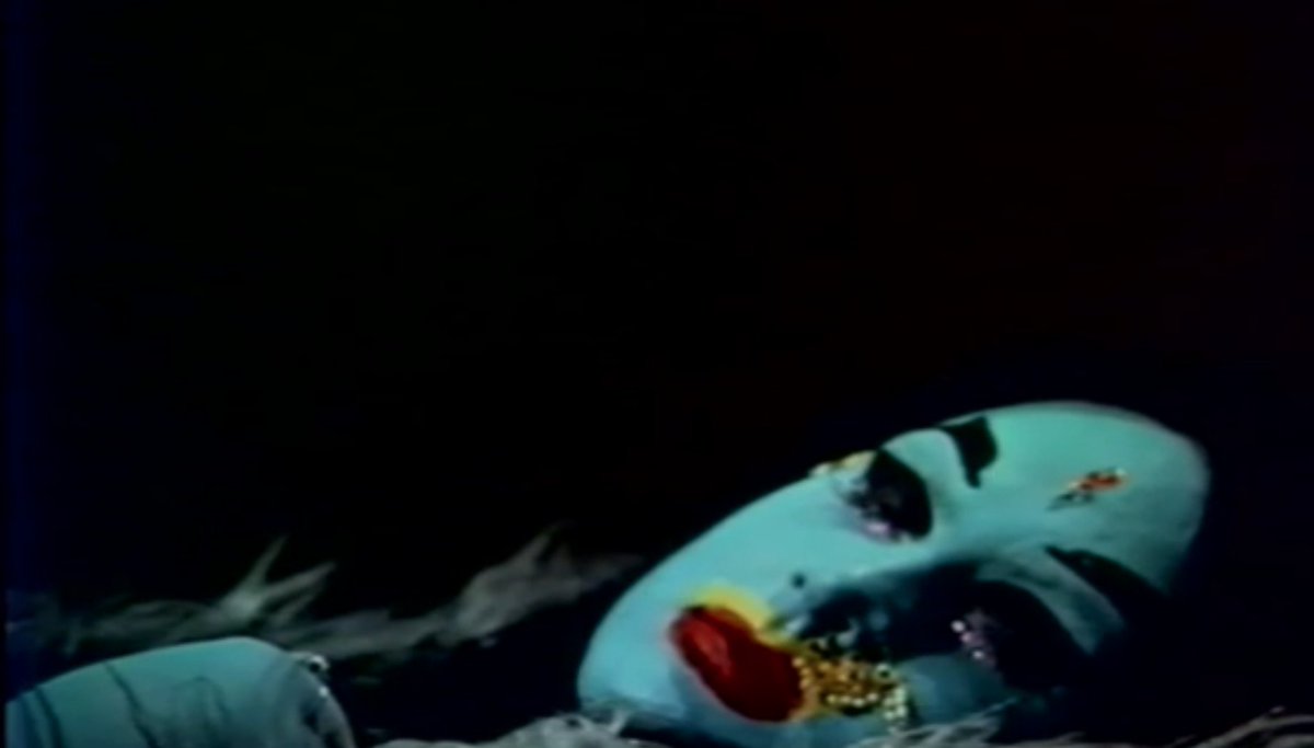 JMonteroEnglish's tweet photo. "The Legend of Leigh Bowery" by Charles Atlas. 
A more than interesting documentary on the work of this amazing performer:

https://t.co/q4vsvqWPEs

via @ubuweb https://t.co/apycKvPoJp