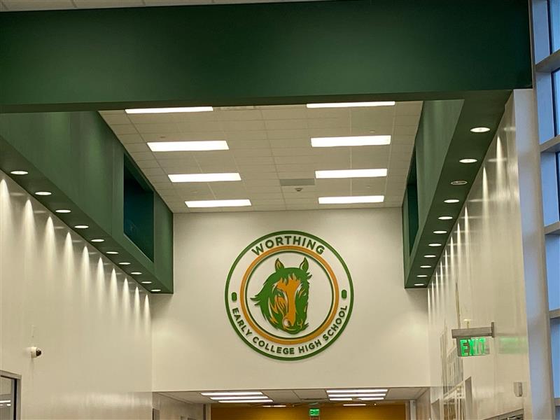 commitforlife's tweet photo. The donor coach made a stop at Evan E. Worthing High School in Houston's Sunnyside neighborhood. The students were excited to help save lives and also to have a mini hall pass while donating blood. Thank you c/o 2023 Colts! #commitforlife #onehourchangeseverything https://t.co/jOK8nL70Uw
